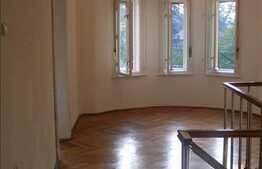 Casa individuala, 5 camere, 300 mp, garaj, zona strazii Republicii