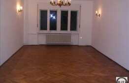 Casa individuala, 5 camere, 300 mp, garaj, zona strazii Republicii