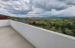 Casă individuală modernă, 196 mp utili, teren 600 mp - panoramă superbă-Dezmir