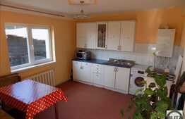 Casa individuala 80 mp, teren 900 mp, zona linistita