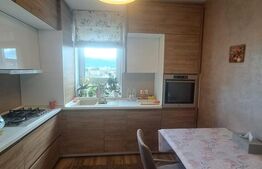 Apartament 3 camere, 2 balcoane, 2 bai, 2 parcari - Tractorul