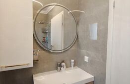 Apartament lux, 3 camere, 71 mp, parcare, etaj intermediar, zona Vivo