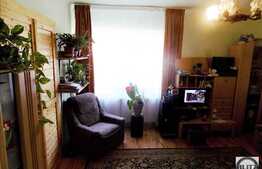 Casa cuplata, 70 mp, 150 mp teren, zona de case!