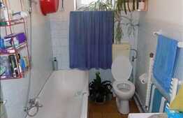 Casa cuplata, 70 mp, 150 mp teren, zona de case!