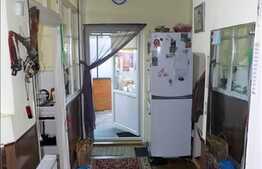 Casa cuplata, 70 mp, 150 mp teren, zona de case!