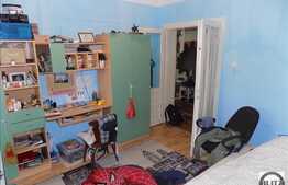 Casa cuplata, 70 mp, 150 mp teren, zona de case!