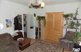 Casa cuplata, 70 mp, 150 mp teren, zona de case!