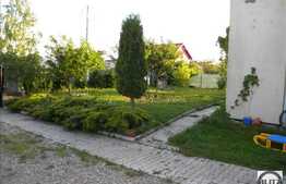 Casa 123 mp utili, 450 mp teren, front de 22 ml, zona de case!