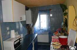 Casa cu 3 dormitoare, 57 mp utili, 100 mp teren, front de 5 ml!