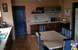 Casa individuala, 300 mp, teren 500 mp, zona linistita de case