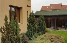 Casa individuala, 300 mp, teren 500 mp, zona linistita de case