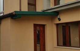 Casa individuala, 300 mp, teren 500 mp, zona linistita de case