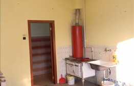 Casa individuala, 60 mp, teren 750 mp, zona linistita de case