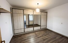 Casa 120 mp | 4 camere | 2 garaje + 4 parcari | Ideala firme / muncitori 