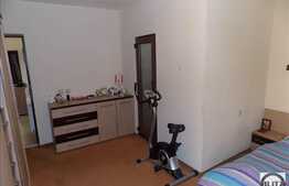 Casa 180 mp utili, 650 mp teren, front la 2 strazi, gradina amenajata!