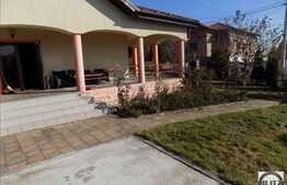 Casa 180 mp utili, 650 mp teren, front la 2 strazi, gradina amenajata!