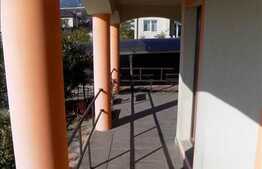 Casa 180 mp utili, 650 mp teren, front la 2 strazi, gradina amenajata!