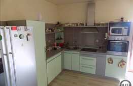 Casa 180 mp utili, 650 mp teren, front la 2 strazi, gradina amenajata!