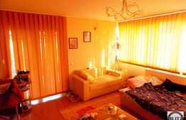 Casa 185 mp utili, 500 mp teren, c-tie noua pe 2 nivele, garaj subteran!