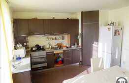 Casa 185 mp utili, 500 mp teren, c-tie noua pe 2 nivele, garaj subteran!