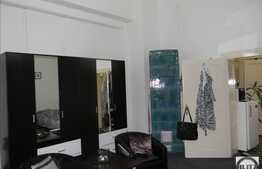 Casa individuala, 80 mp, parcare, zona centrala