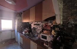 Apartament 3 camere, decomandat - Feldioara