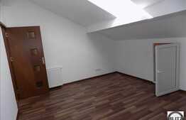 Duplex 5 camere, 144 mp, gradina 70 mp, 2 locuri de parcare, zona Vivo
