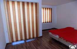 Duplex 5 camere, 144 mp, gradina 70 mp, 2 locuri de parcare, zona Vivo