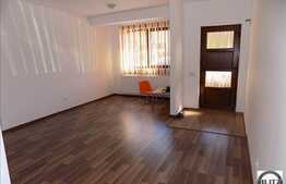 Duplex 5 camere, 144 mp, gradina 70 mp, 2 locuri de parcare, zona Vivo