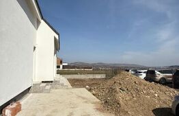 Casa individuala deosebita, 160 mp utili, 500mp teren, zona Motel Gilau