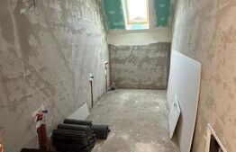 Casa individuala deosebita, 160 mp utili, 500mp teren, zona Motel Gilau