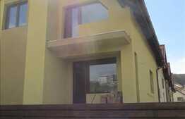 De vanzare casa insiruita, semifinisata, 180 mp, teren 150 mp, zona Campului!