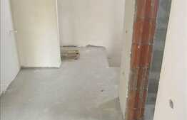 De vanzare casa insiruita, semifinisata, 180 mp, teren 150 mp, zona Campului!