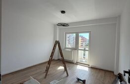 Apartament cu 3 camere, decomandat, nemobilat, Dorobantilor 