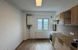 Apartament cu 3 camere, decomandat, nemobilat, Dorobantilor 