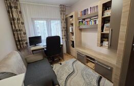 Apartament 3 camere, decomandat, balcon, parcare, zona Calvaria Mănăștur