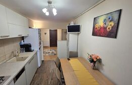 Apartament 3 camere, decomandat, balcon, parcare, zona Calvaria Mănăștur