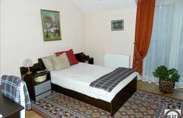 Casa cu 4 camere, 160 mp, teren 260 mp, 3 balcoane, zona rezidentiala de case!