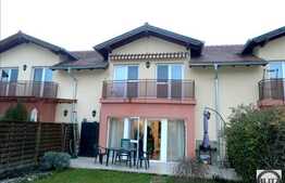 Casa cu 4 camere, 160 mp, teren 260 mp, 3 balcoane, zona rezidentiala de case!