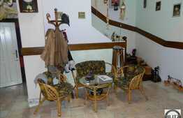 Vanzare casa individuala, 220 mp utili si 530 mp teren, zona Centrala!