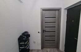 Apartament decomandat, 51 mp utili, lift, parcare inclusa in pret, zona Terra