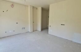 Apartament semidecomandat, 49 mp utili, gradina de 95 mp, parcare, zona Eroilor