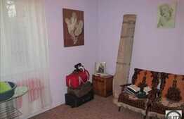 Casa de vanzare, 85 mp, cu teren de 135 mp si front la strada de 7,5 ml!