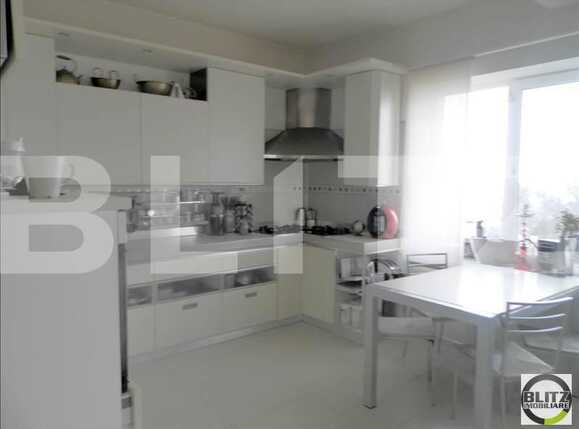 Casa de vânzare 9 camere Dambul Rotund - 19398CV | BLITZ Cluj-Napoca | Poza4