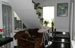 Casa cu 13 camere, 500 mp utili, 1500 mp teren, mobilata!