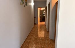 Apartament 4 camere, decomandat, etaj intermediar, Baciu