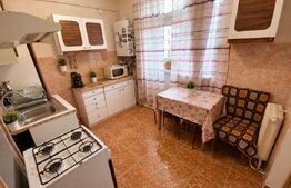 Apartament 4 camere, decomandat, etaj intermediar, Baciu