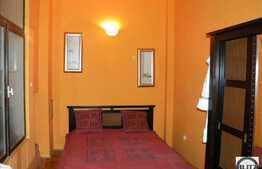 De vanzare apartament cu 2 camere decomandate, 63 mp utili