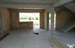 Casa de vanzare in zona Chinteni, 180mp utili. Semifinisata!