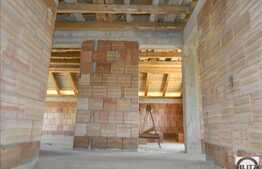 Casa de vanzare in zona Chinteni, 180mp utili. Semifinisata!